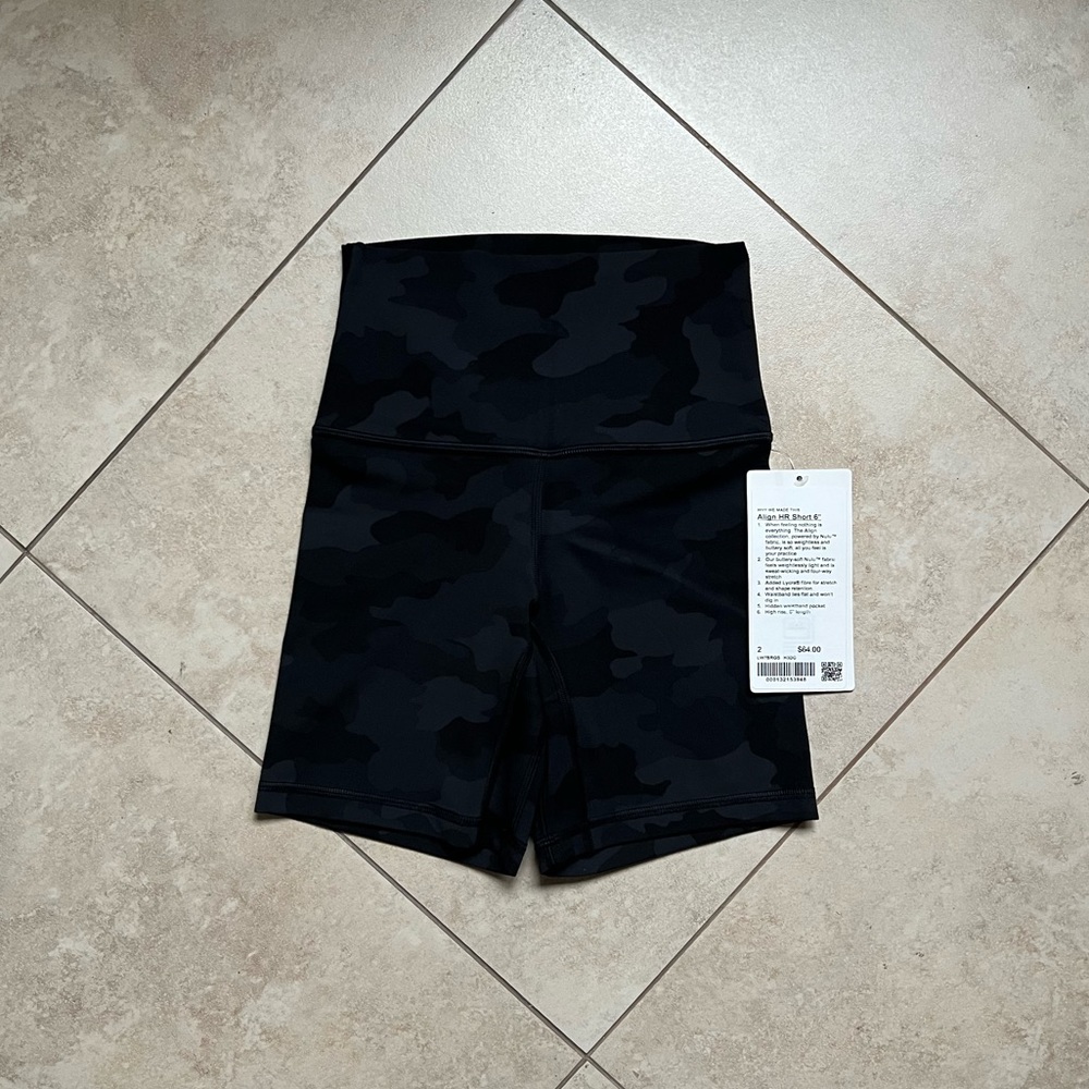 Lululemon Align Short 6" in Heritage 365 Camo Deep Coal Multi Size 2